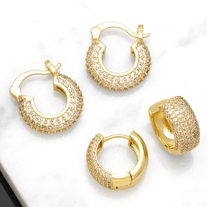 U-Shaped Huggie Hoop Earrings Copper 18K Gold Plated Pave Zircon Inlaid Geometric Retro Style Fashion Jewelry For Women