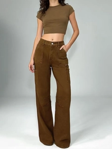 Women's vintage brown slim fit T-shirt and multi-pocket cargo jeans set in casual style