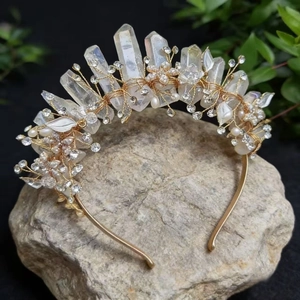 Detail of handmade crown headband with natural quartz crystals and small pearls