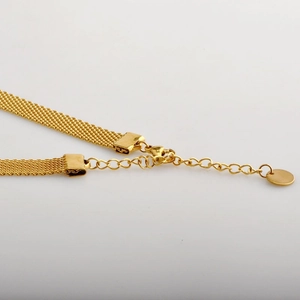 Vintage golden mesh choker necklace for women with adjustable chain and lobster clasp