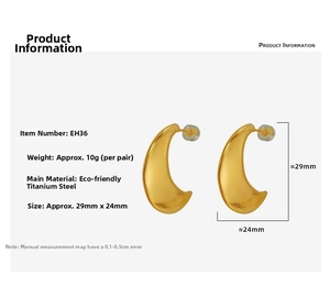Detailed size specifications for gold crescent titanium steel stud earrings