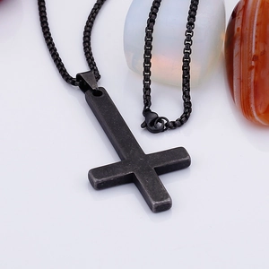 Gothic style cross pendant necklace with box chain in antique silver for men and women