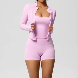 Dreiteiliges Yoga-Set mit rosa Jacke, Sport-BH und Shorts mit hoher Taille für Damen
