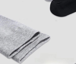Elastic cuff detail of cotton business socks featuring high elasticity spandex blend