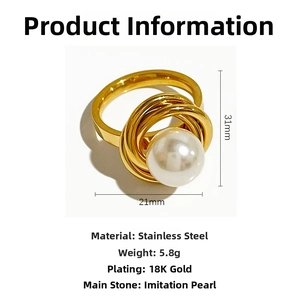 Détails d'une bague dorée avec perle incluant les dimensions et le matériau inox