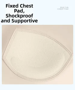 Imbottiture fisse traspiranti con trama a nido d'ape su top sportivo da yoga beige