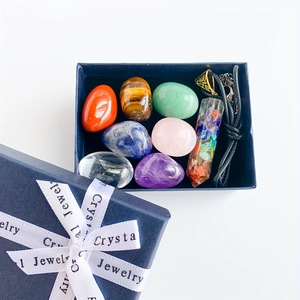 Coffret cadeau 8 pièces en cristal naturel avec pierres polies et pendentif hexagonal