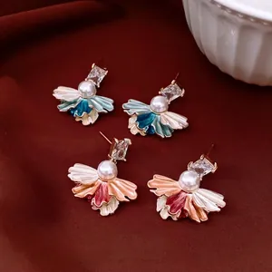 Boucles D Oreilles Pendantes Fleur Vintage Avec Zircon Künstliche Perle Imitation Émail Et Tige En Argent Style Luxe Français Femmes