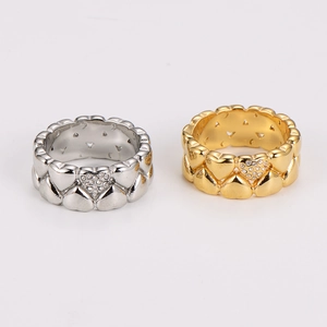 Elegant stainless steel heart-shaped rings in gold and silver with micro-pave rhinestones
