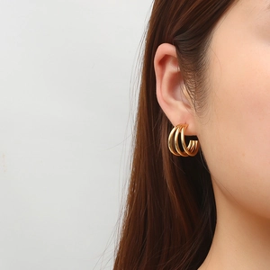 Fashionable multi-layered 18K gold stainless steel earrings for women with irregular design