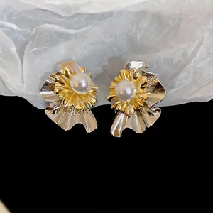 French vintage multilayer flower pearl stud earrings with irregular gold and silver petals