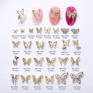 26 stijlen 3D vlinder nageldecoraties van legering met strasstenen en exacte maten