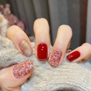 Faux Ongles Courts Carrés Tweed Plaid Rouge Rétro Paillettes Or Champagne Style Français Automne Hiver Élégant Femmes