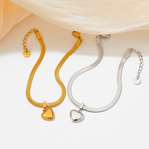 Stainless Steel Heart Charm Bracelet Flat Snake Bone Herringbone Chain Adjustable For Women Elegant Commuter Jewelry