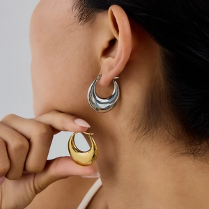 Elegant 18K gold and silver U-shaped stainless steel earrings for women