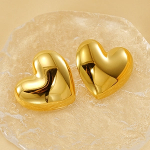 Polished 18k gold plated stainless steel heart stud earrings for women in 3D design