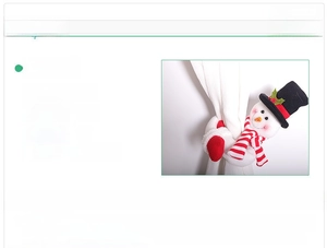 Detailed view of plush snowman curtain buckle with striped scarf and dimensions 20x50cm