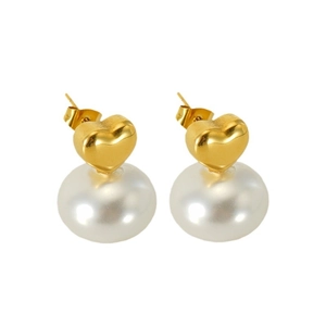 French vintage gold-plated heart and pearl earrings on a clean white background