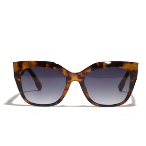 Cat eye sunglasses with leopard print frame and purple gradient lenses for women