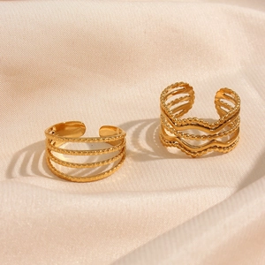 Bague ouverte multi-rangs en acier inoxydable doré avec motif perlé et design ondulé