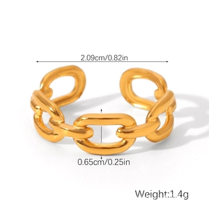 Detailed view of golden chain link ring showing polished finish and adjustable opening