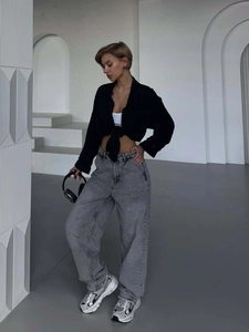 Vintage high waist wide leg jeans in washed grey with a loose straight fit and floor length
