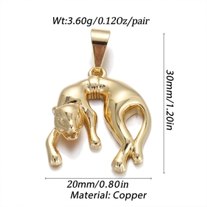 18K gold leopard pendant charm made of copper with detailed size and weight specs