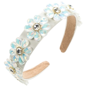 Eleganter breiter Haarreif mit Kristallblumen auf grauem Satinstoff für Damen