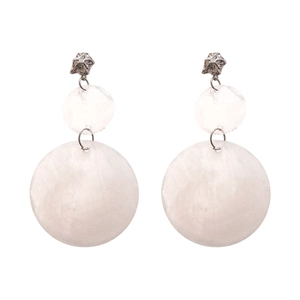 Chic silver shell earrings with layered circular pendants for elegant beach vacation style