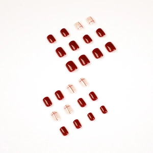 Glossy burgundy and red checkered short square press-on nails set with 24 pieces