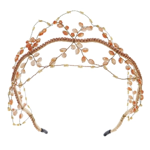 Cerchietto vintage fatto a mano con cristalli arancioni e motivo a foglie dorate su bianco