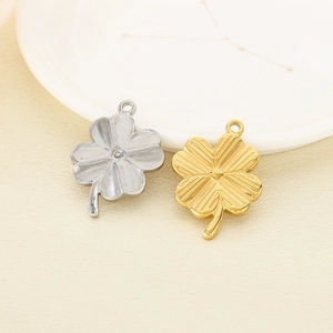 Four leaf clover pendants in silver and gold stainless steel for jewelry making