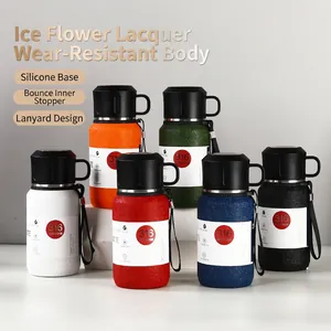 316 Stainless steel insulated water bottle with ice textured finish and portable strap