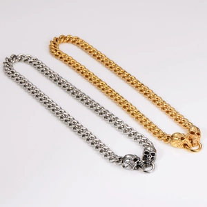 Collana a catena cubana punk in acciaio inossidabile con fibbia a teschio oro e argento