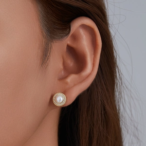 Elegant natural freshwater pearl stud earrings with zircon halo in gold silver plating