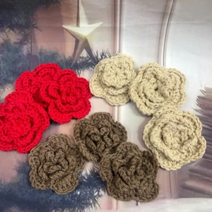 Set of 8 handmade crochet 3-layer 7cm flowers in red, beige and brown yarn for accessories