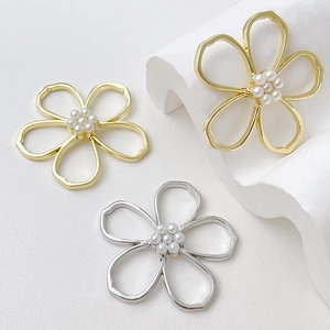 Hollow Flower Jewelry Charms Alloy With Faux Artificial Pearls DIY Accessories For Earrings Necklaces Bracelets Floral Design