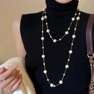 Long Multi Layer Artificial Pearl Necklace For Women French Retro Style Elegant Beaded Gold Plated Alloy Sweater Chain Vintage Jewelry