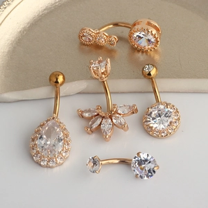 Lot de 5 piercings de nombril or rose avec pierres en zircone et barres incurvées