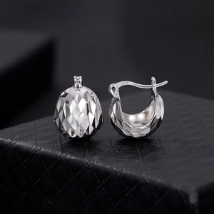 Elegant S925 sterling silver geometric huggie hoop earrings with laser CNC texture finish
