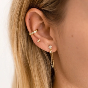 Floral gold tassel earrings set with zircon studs and chain for a vintage elegant look