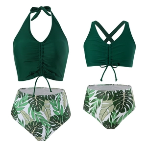 Dettagli bikini coordinati genitore-figlio verde scuro con stampa di foglie tropicali