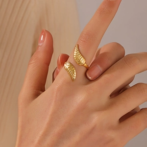 Nature Inspired Leaf Ring Stainless Steel 18K Gold Plated Open Adjustable Wrap Finger Jewelry For Women Elegant Fashion