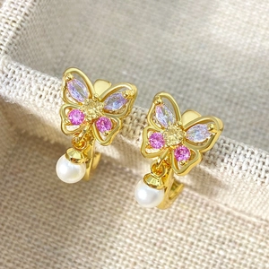 Boucles D'oreilles Pendantes Papillon Laiton Zircon Coloré Künstliche Perle Blanche Plaqué Or Style Doux Luxe Bijoux Femmes