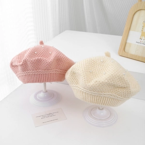 Elegant knit pearl beret for girls in pink and cream with shimmering thread details