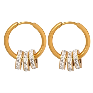 Elegante vergoldete Kreolen mit Zirkonia-Ringen und polierter Metalloberfläche für Damen