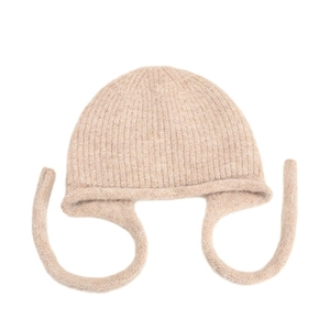 Berretto in misto lana lavorato a maglia con paraorecchie e nastri lunghi beige