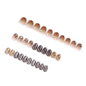 Short round French leopard print nails with gray cat eye effect and gradient pattern