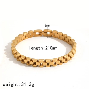 Dettaglio del bracciale da 210mm in acciaio dorato stile cinturino con misure incluse