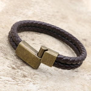 Vintage brown braided leather bracelet with retro alloy magnetic clasp for men